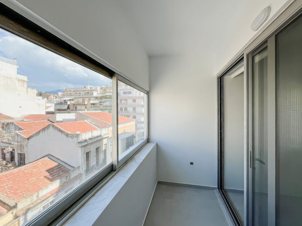 Ελαιοχρωματισμός εσωτερικού χώρου — μετά